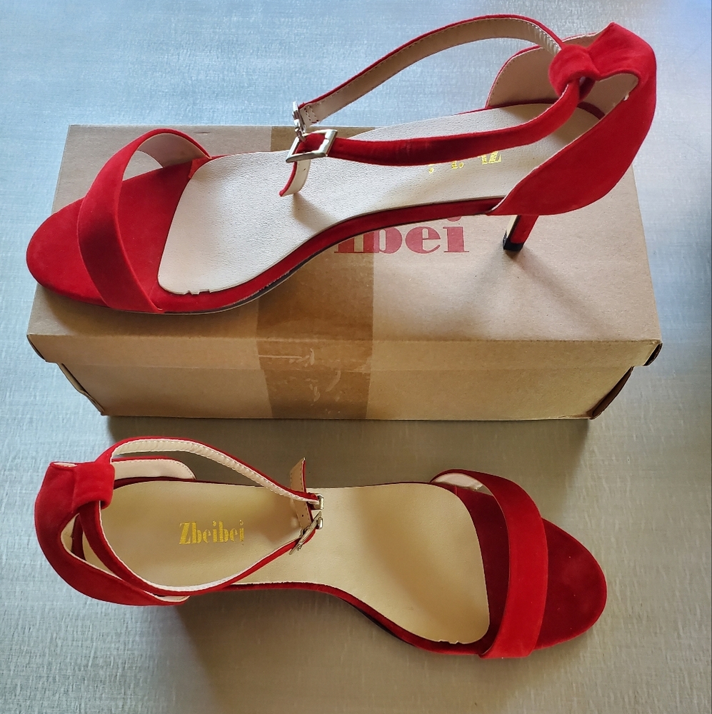 New Women's Striking Red Heels